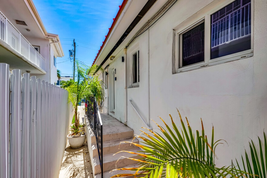 More Photos Of 7411 Carlyle Ave, Miami Beach Apartments For Sale