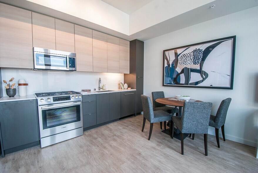 More Photos Of 50 University St, Seattle Apartments For Lease