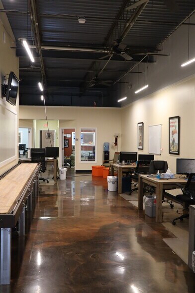 More Photos Of 110 Kresson-Gibbsboro Rd, Voorhees Flex For Sale