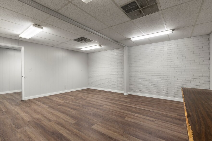 More Photos Of 2769 FM 1475, Lufkin Specialty For Sale