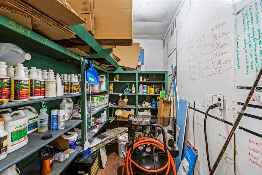 More Photos Of 13081 State TX-172 South Hwy, La Ward General Retail For Sale