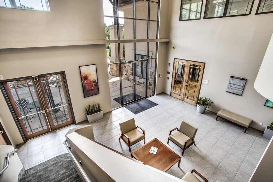 More Photos Of 1450 Hughes Rd, Grapevine Office For Lease