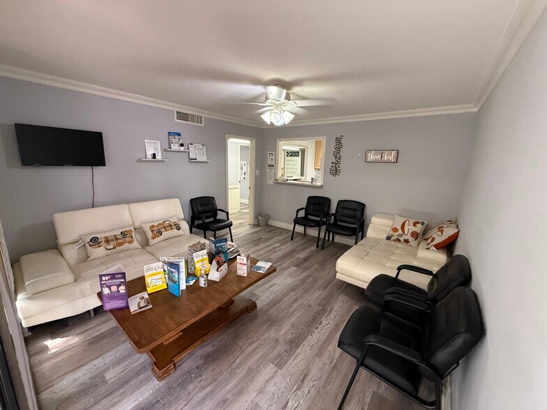 More Photos Of 855 E Brown Rd, Mesa Medical For Sale