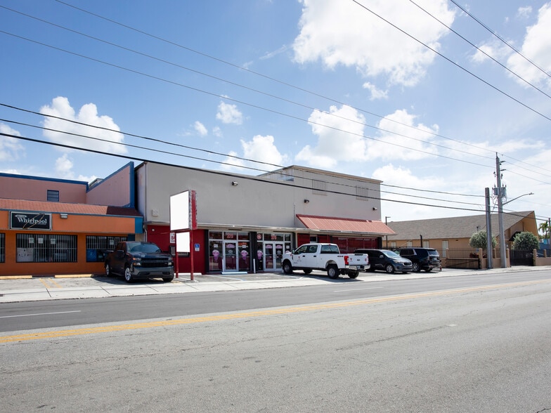 More Photos Of 249 W 29th St, Hialeah Freestanding For Sale