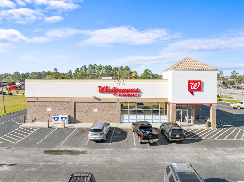 More Photos Of 730 S Lewis St, Metter Drugstore For Sale