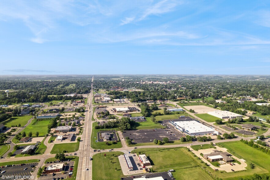More Photos Of 731 Midwest Ct, Freeport Carwash For Sale