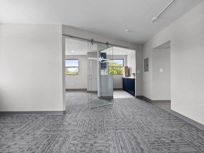 More Photos Of 950 Boylston St, Newton Office For Sale