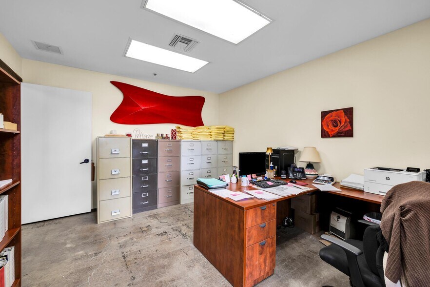 More Photos Of 54465 29 Palms Highway, Yucca Valley Warehouse For Sale