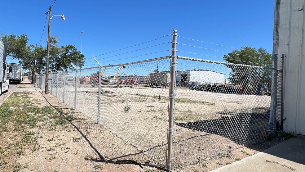 More Photos Of 3801 SE 22nd Ave, Amarillo Warehouse For Sale