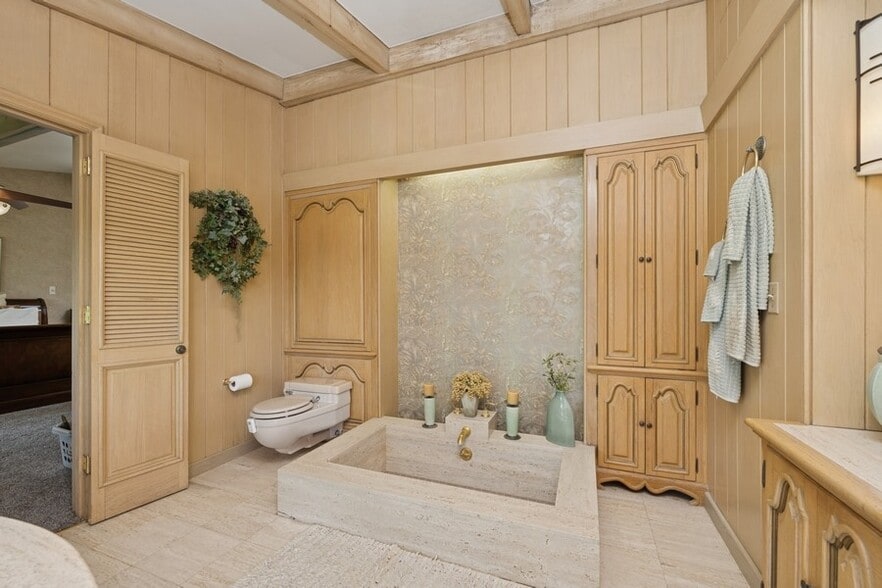 More Photos Of W1800 County Road B, Genoa City Specialty For Sale