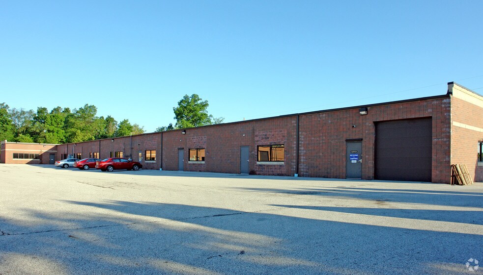 More Photos Of 5675 Hudson Industrial Pky, Hudson Light Manufacturing For Lease