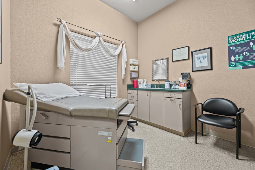 More Photos Of 4501 Medical Center Dr, McKinney Medical For Lease