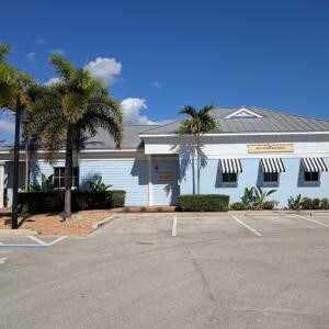 More Photos Of 635 SE 10th St, Deerfield Beach Office For Lease