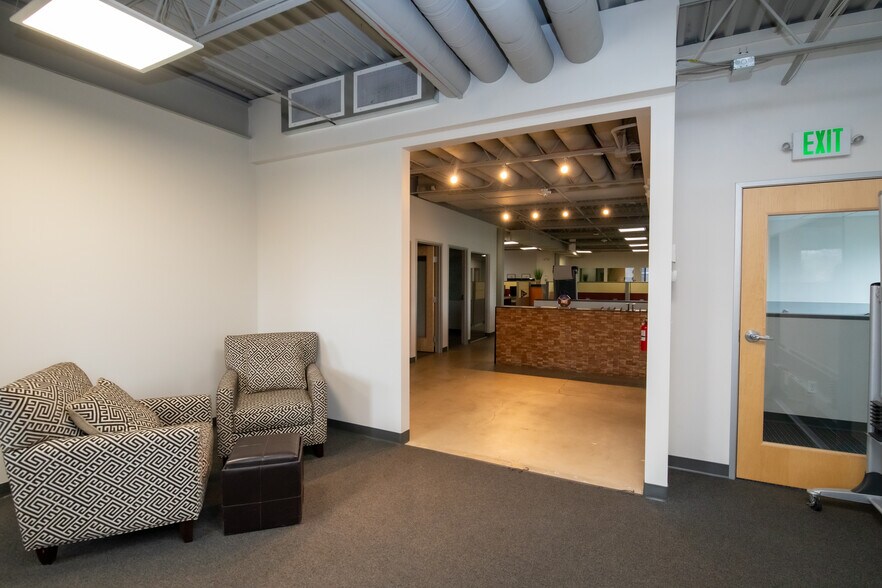 More Photos Of 2560 28th St, Boulder Office For Lease