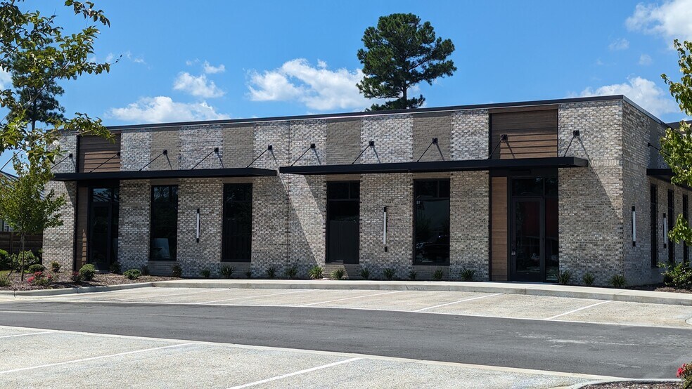 More Photos Of 1217 Magnolia Village Way, Leland Office For Lease
