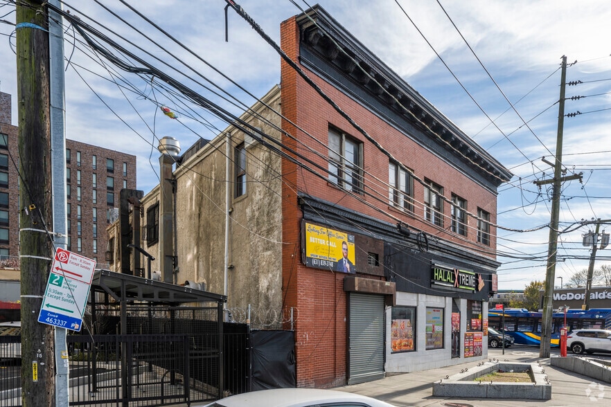 More Photos Of 2146 Mott Ave, Far Rockaway Storefront Retail Office For Lease