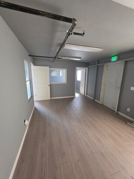 More Photos Of 2321 Fallon Rd, Hollister Distribution For Lease