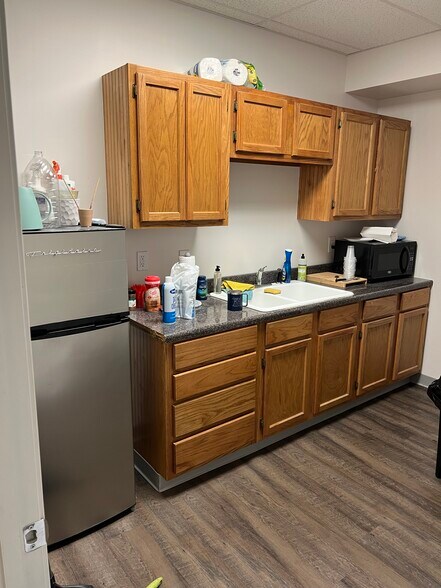 More Photos Of 2701 Greystone Rd, Nashville Office Residential For Lease