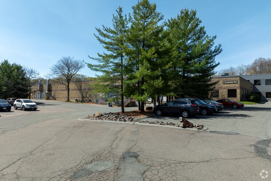 More Photos Of 1 Technology Way, Salem Industrial For Sale