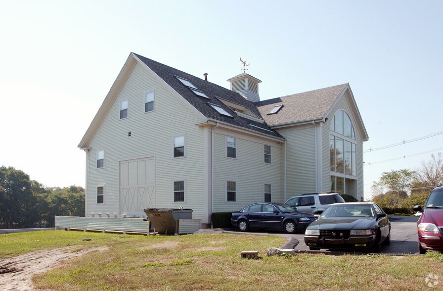 More Photos Of 10 Liberty St, Danvers Office For Sale