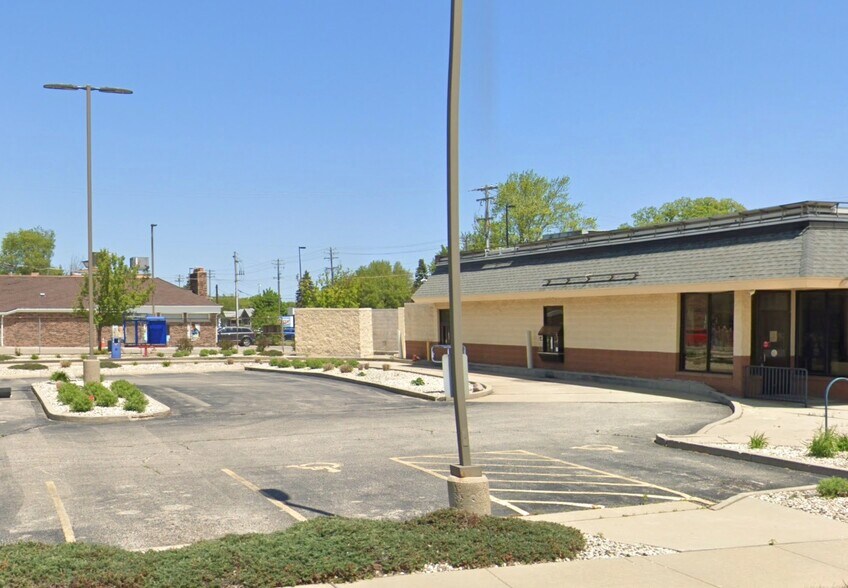 More Photos Of 1780 22nd Ave, Kenosha Fast Food For Sale