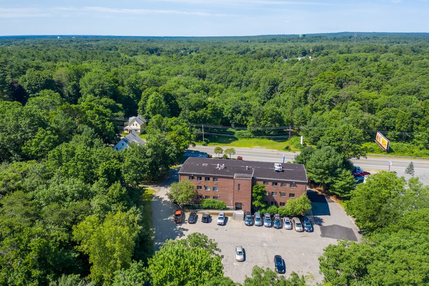More Photos Of 630 Park St, Stoughton Office For Lease