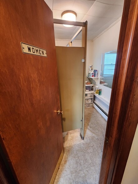 More Photos Of 19 Co 518 Rt, Montgomery Specialty For Sale