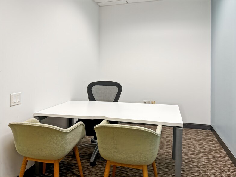 More Photos Of 400 Continental Blvd, El Segundo Coworking Space