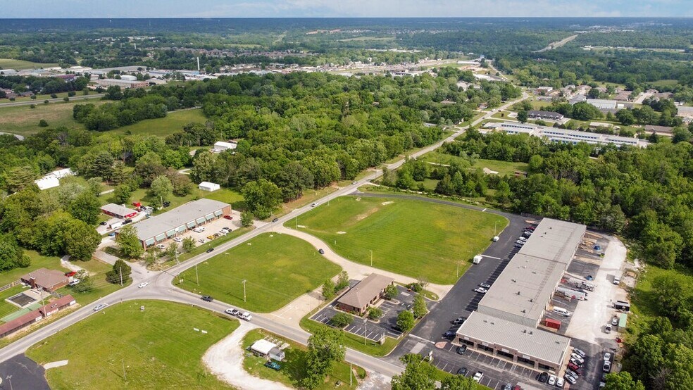 More Photos Of 291 E Hwy CC, Nixa Bank For Lease