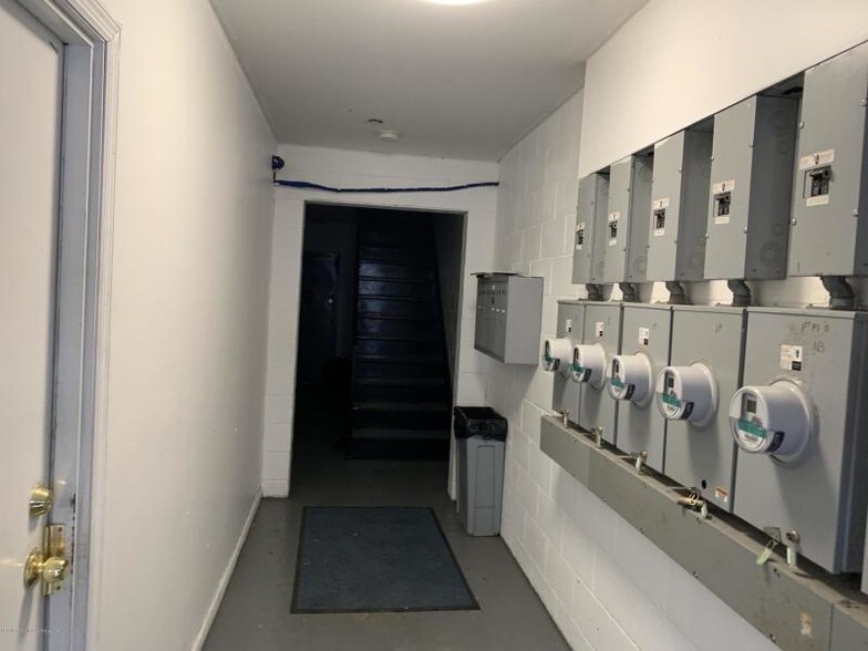 More Photos Of 69 Thompson St, Staten Island Apartments For Sale