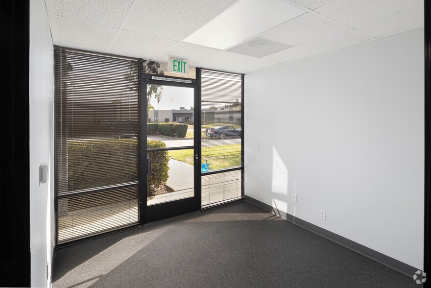 More Photos Of 7201-7291 Garden Grove Blvd, Garden Grove Unknown For Lease