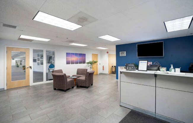 More Photos Of 753 Forest St, Marlborough Light Manufacturing For Lease