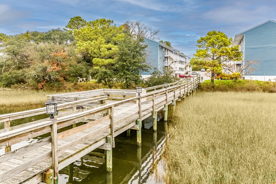 More Photos Of 2111 Pretty Lake Ave, Norfolk Apartments For Sale