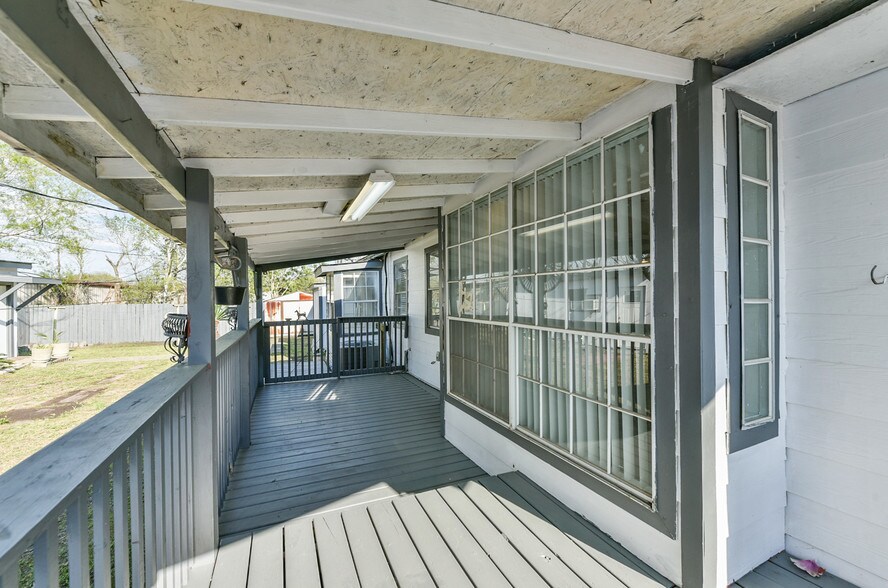 More Photos Of 2745 Wagon Trail Rd, Pearland Auto Repair For Sale