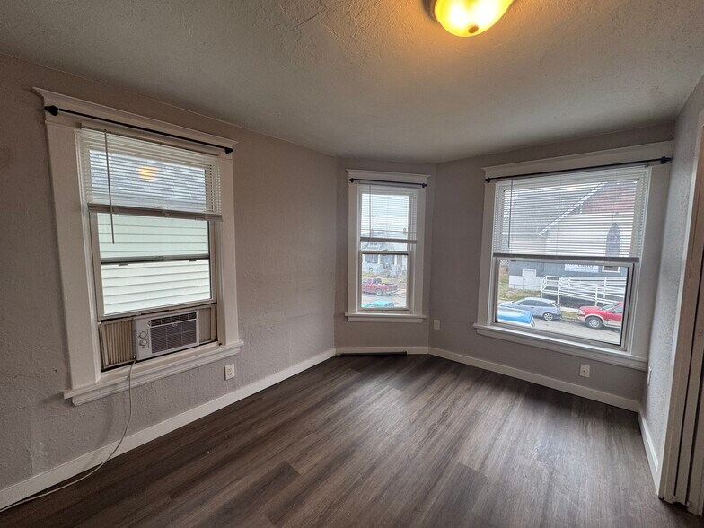 More Photos Of 5012 N Regal St, Spokane Apartments For Sale