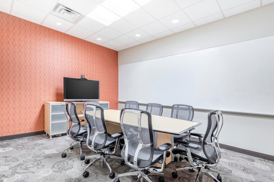 More Photos Of 410 S Rampart Blvd, Las Vegas Coworking Space