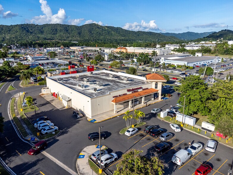 More Photos Of 101 PR-1, Caguas Drugstore For Sale