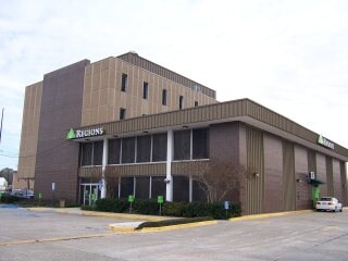 Primary Photo Of 801 Barrow St, Houma Office For Sale