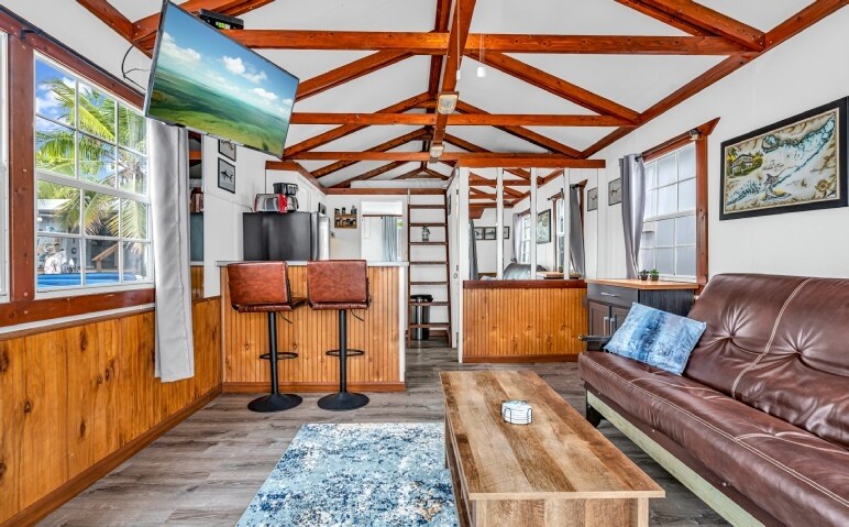 More Photos Of 200 Treasure Harbor Dr, Islamorada Marina For Sale