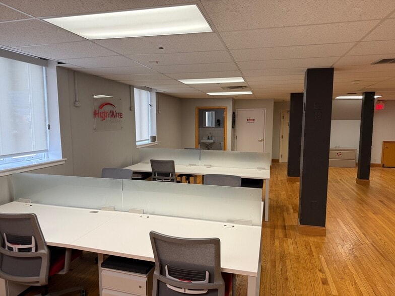 More Photos Of , Batavia Unknown For Sale