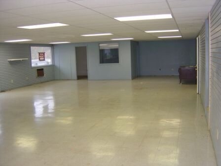 More Photos Of 2400 Volunteer Pky, Bristol Loft Creative Space For Lease