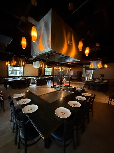 More Photos Of 526 NW 60th St, Gainesville Restaurant For Sale