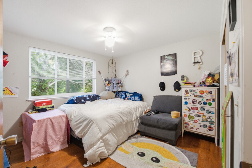 More Photos Of 1584 Chanticleer Ave, Santa Cruz Apartments For Sale