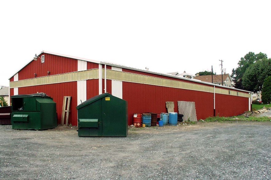 More Photos Of 610 Front St, Catasauqua Warehouse For Sale