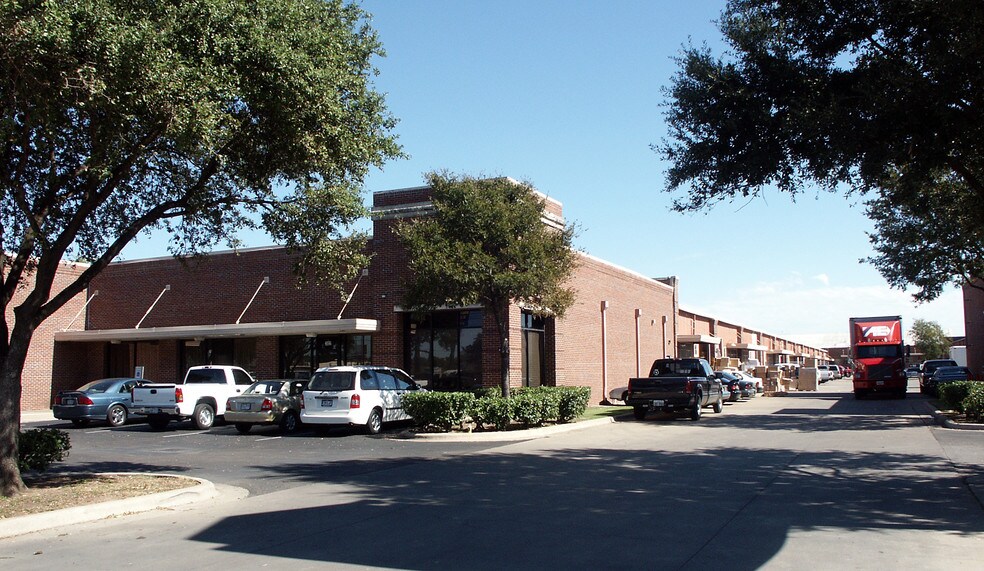 More Photos Of 4201 Congress Ave S, Austin Unknown For Lease