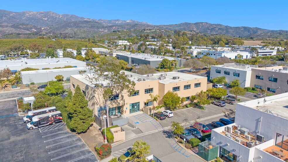 More Photos Of 6398 Cindy Ln, Carpinteria Office For Sale