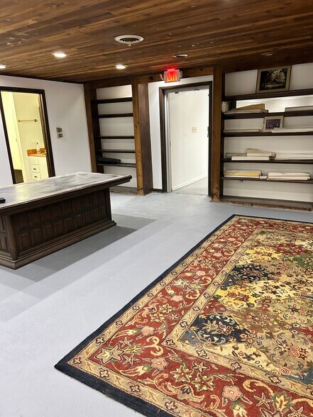 More Photos Of 949 E Livingston Ave, Columbus Daycare Center For Lease