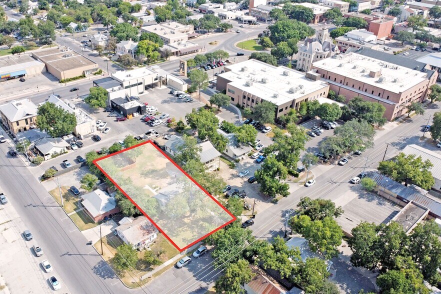 More Photos Of 268 E Mill St, New Braunfels Medical For Lease