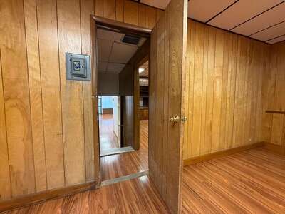 More Photos Of 6938 Myrtle Ave, Glendale General Retail For Lease