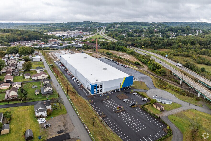 More Photos Of 55 Hickory St, Washington Warehouse For Lease
